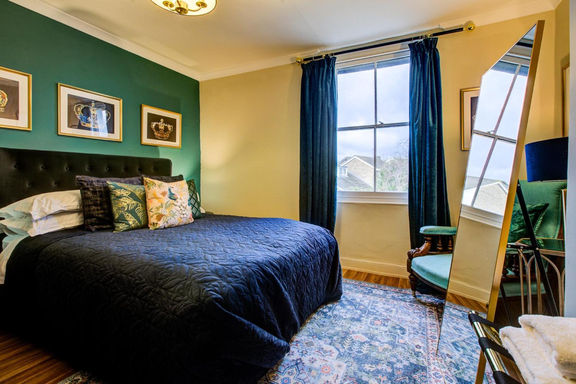 Queens Cottage, Wivenhoe Stylish, Plush, Cosy, Convenient & Quirky, 2X Double Bed Period Cottage Plus Patio - 9 Min Walk Train, 4 Min Walk High Street Pubs, Restaurants, Shops المظهر الخارجي الصورة